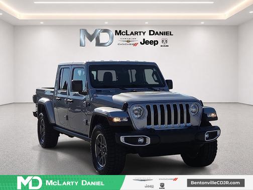 Billet Silver Metallic Clearcoat 2020 Jeep Gladiator Overland