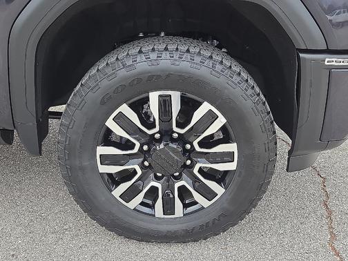 2025 GMC Sierra 2500 Denali Ultimate