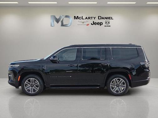 Gloss Black 2026 Jeep Grand Wagoneer Base