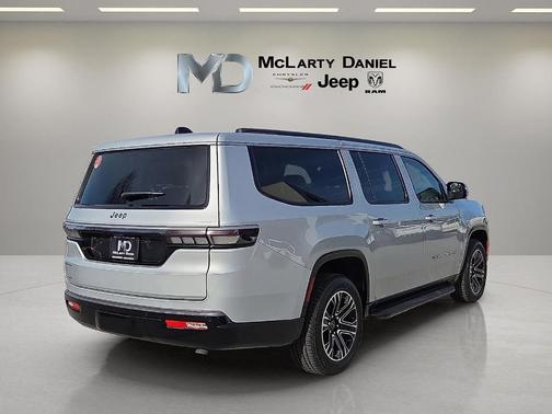 2026 Jeep Grand Wagoneer L Base