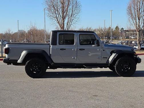 2020 Jeep Gladiator Sport