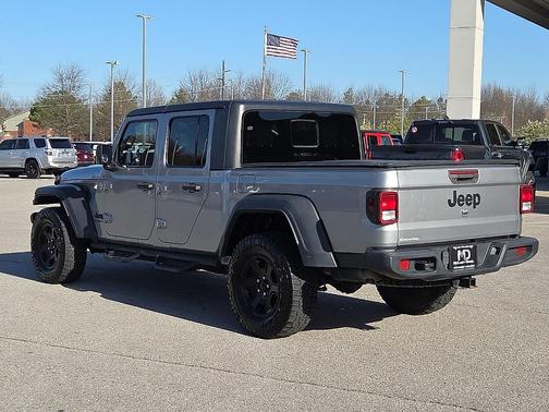 2020 Jeep Gladiator Sport