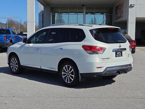 2013 Nissan Pathfinder SL