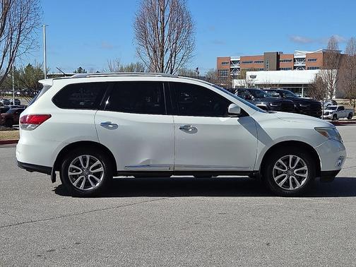 2013 Nissan Pathfinder SL