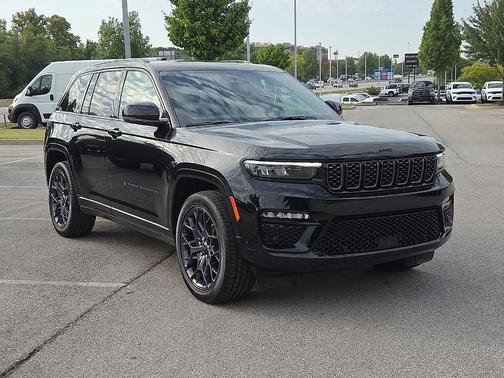 2025 Jeep Grand Cherokee Summit