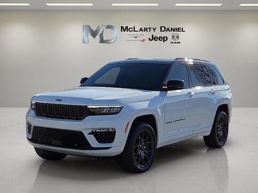 2024 Jeep Grand Cherokee Summit