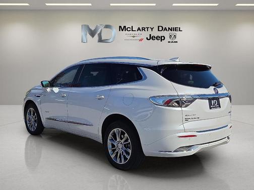 2024 Buick Enclave Avenir