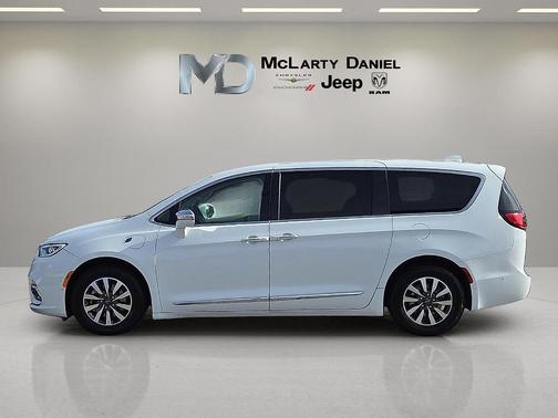 2022 Chrysler Pacifica Hybrid Limited