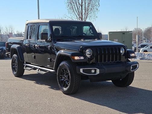 2023 Jeep Gladiator Sport