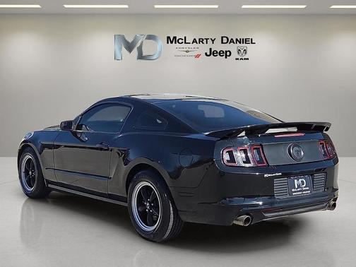 2014 Ford Mustang V6