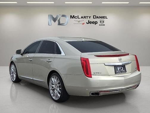 Silver Coast Metallic 2013 Cadillac XTS Platinum
