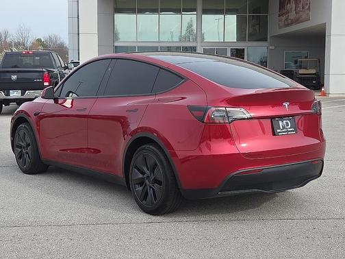 2025 Tesla Model Y Long Range