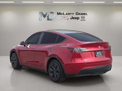 2025 Tesla Model Y Long Range