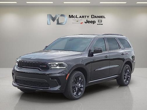 DB Black Crystal Clearcoat 2026 Dodge Durango GT