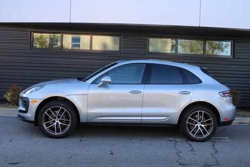 2026 Porsche Macan 
