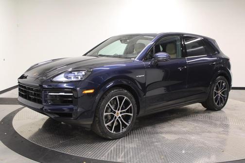 2026 Porsche Cayenne AWD