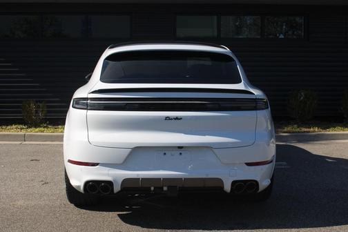 2026 Porsche Cayenne Turbo