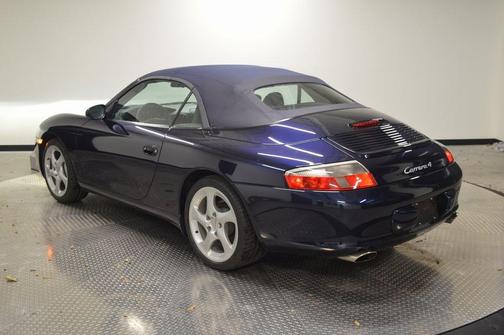 2003 Porsche 911 Carrera 4