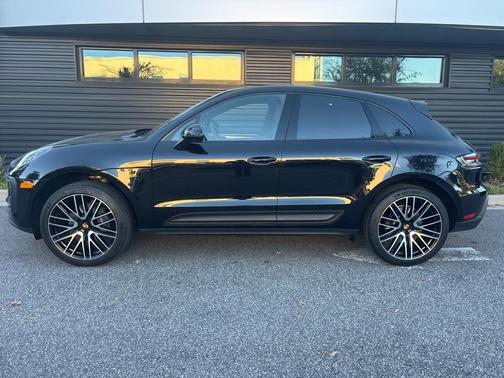 2025 Porsche Macan