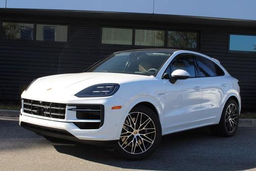 2026 Porsche Cayenne Base
