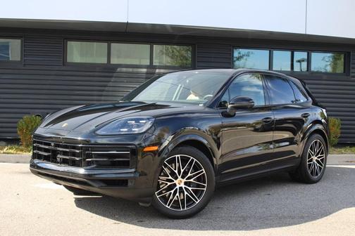 2025 Porsche Cayenne Base