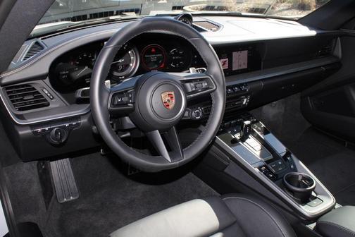 2024 Porsche 911 Carrera 4S