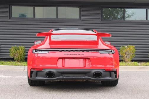 2024 Porsche 911 Carrera GTS