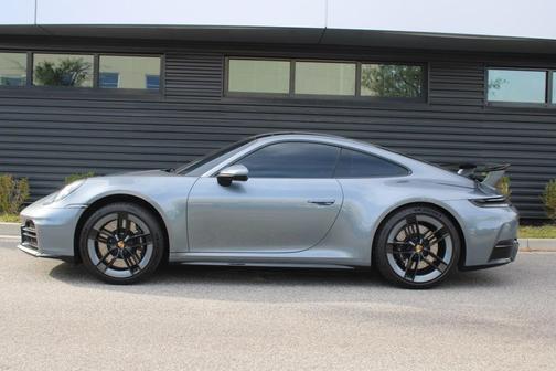 2025 Porsche 911 Carrera S