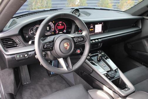 2025 Porsche 911 Carrera S