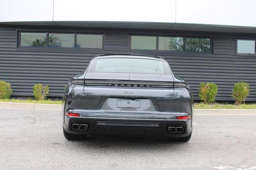 2026 Porsche Panamera Turbo