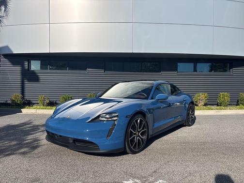 2024 Porsche Taycan 4S