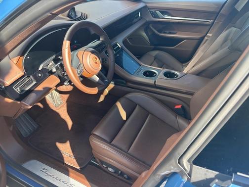 2024 Porsche Taycan 4S