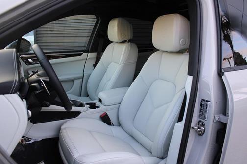 2026 Porsche Macan T