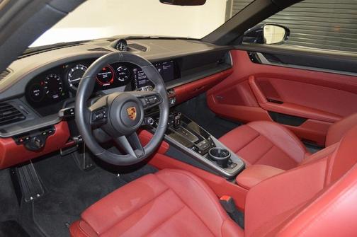 2021 Porsche 911 Carrera