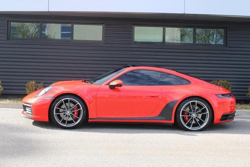 2020 Porsche 911 Carrera 4S