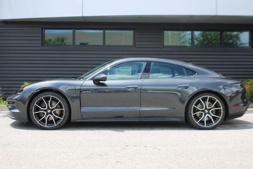 2025 Porsche Taycan 4