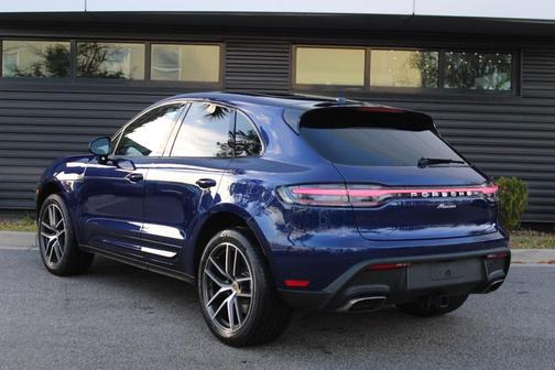 2025 Porsche Macan 