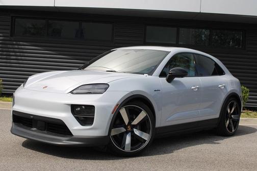 2024 Porsche Macan 4