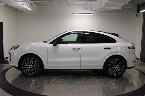 2026 Porsche Cayenne AWD