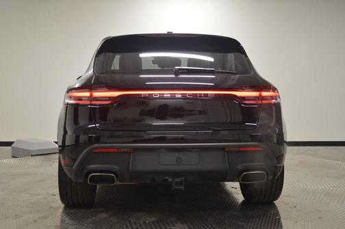 2025 Porsche Macan T