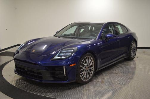 Gentian Blue Metallic 2025 Porsche Panamera Base