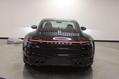 2024 Porsche 911 Carrera