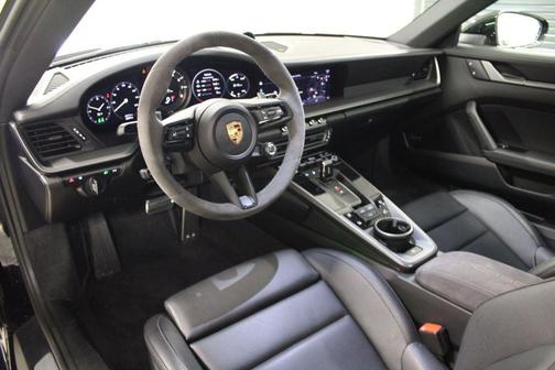 2024 Porsche 911 Carrera