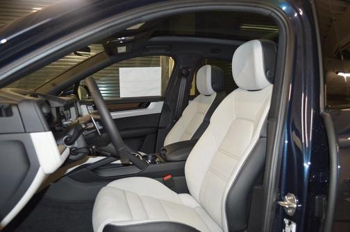 2026 Porsche Cayenne S Coupe AWD