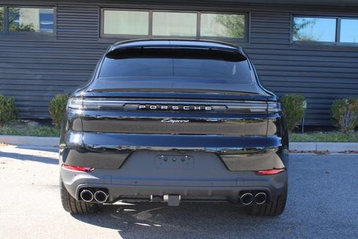 2026 Porsche Cayenne AWD