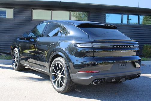 2026 Porsche Cayenne AWD