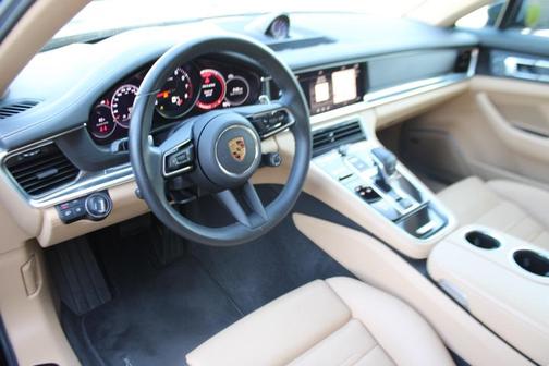 2023 Porsche Panamera Platinum Edition