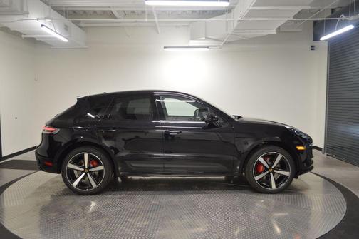 Jet Black 2026 Porsche Macan S