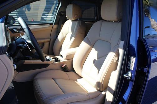 GENTIANBLUE 2026 Porsche Macan S