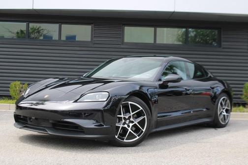 2025 Porsche Taycan Base